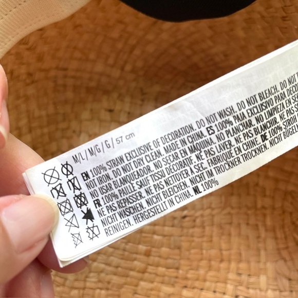 Straw Hat w/ Grosgrain Ribbon Chin Strap - One Size - Picture 6 of 9